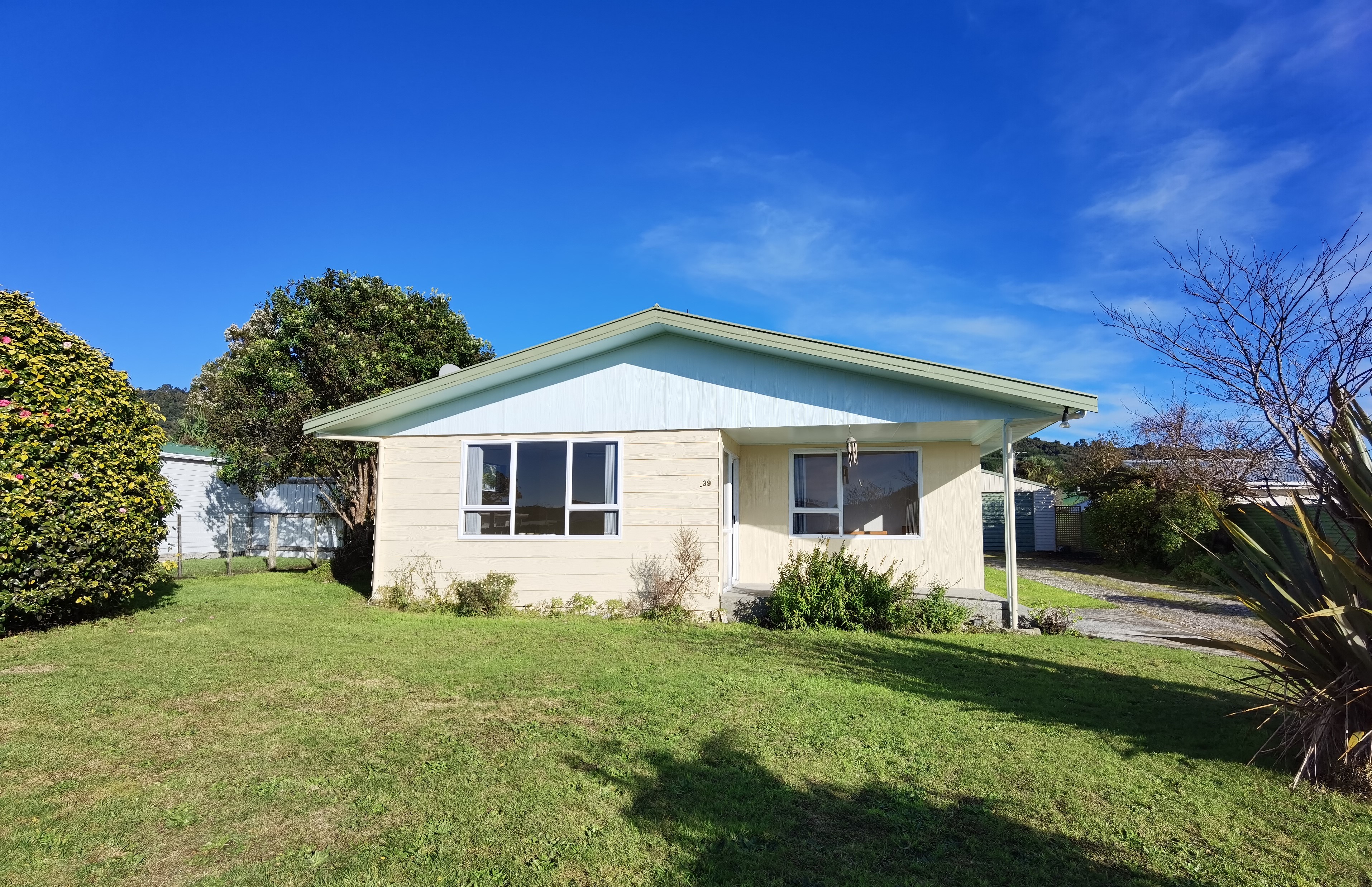 HKU90427